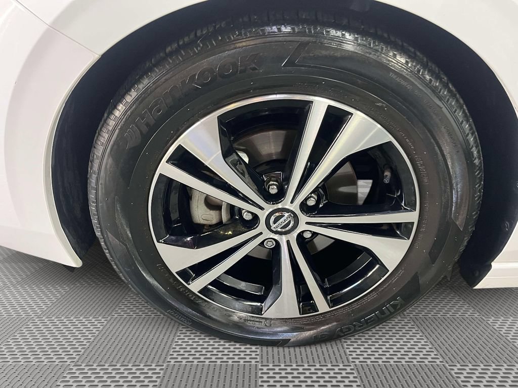 Used 2023 Nissan Sentra SV w/ All-Weather Package FWD image 10