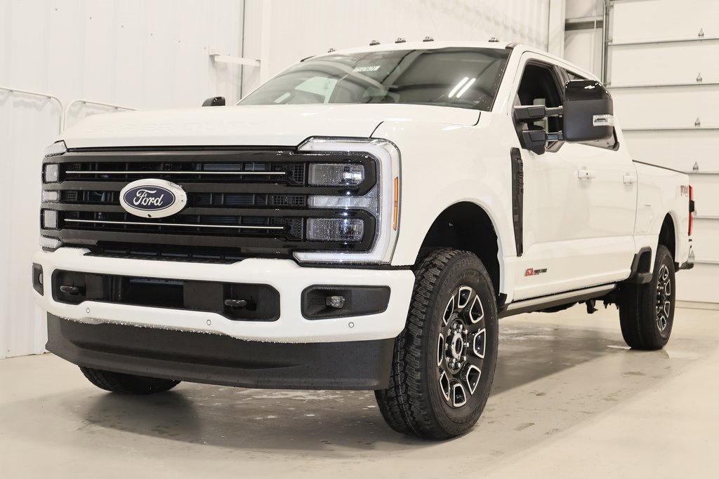 New 2025 Ford F350 Platinum w/ FX4 Off-Road Package image 4