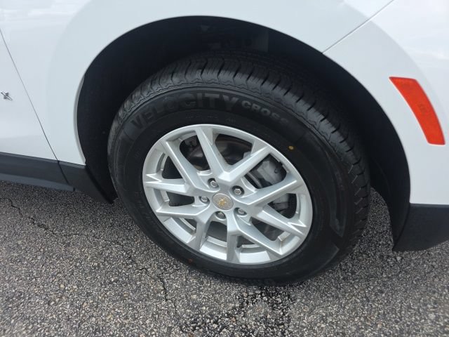 Used 2023 Chevrolet Equinox LT AWD/4WD image 9