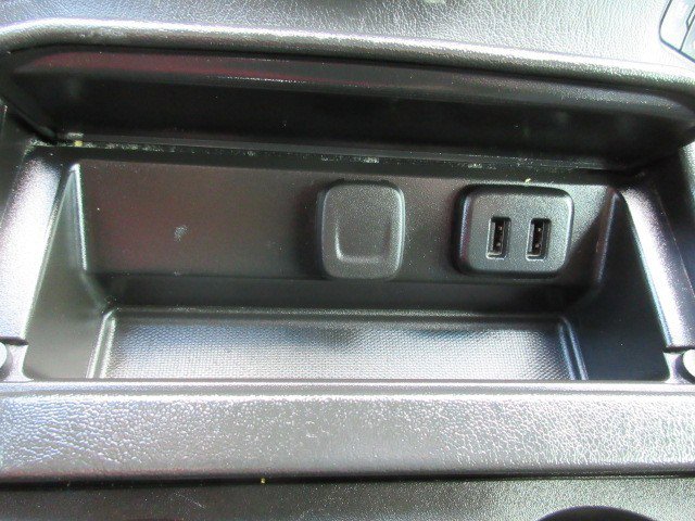 Used 2018 GMC Yukon Denali w/ Denali Ultimate Package AWD/4WD image 23