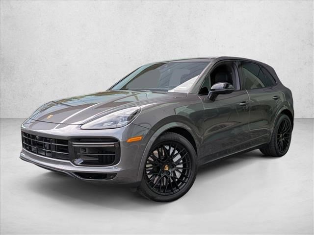 Used 2021 Porsche Cayenne Turbo image 1