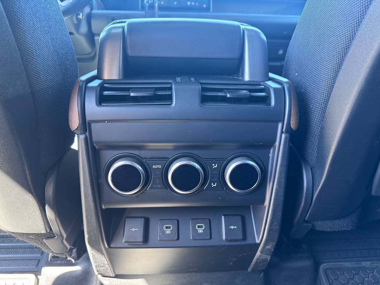 Used 2022 Land Rover Defender 110 X AWD/4WD image 19