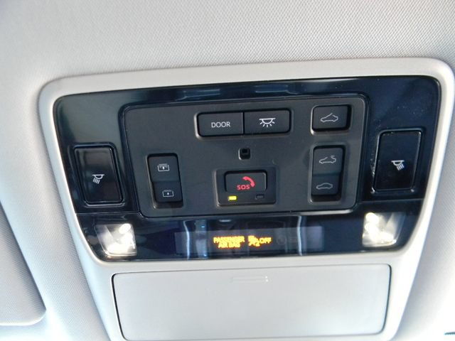 Used 2024 Toyota Grand Highlander AWD image 17