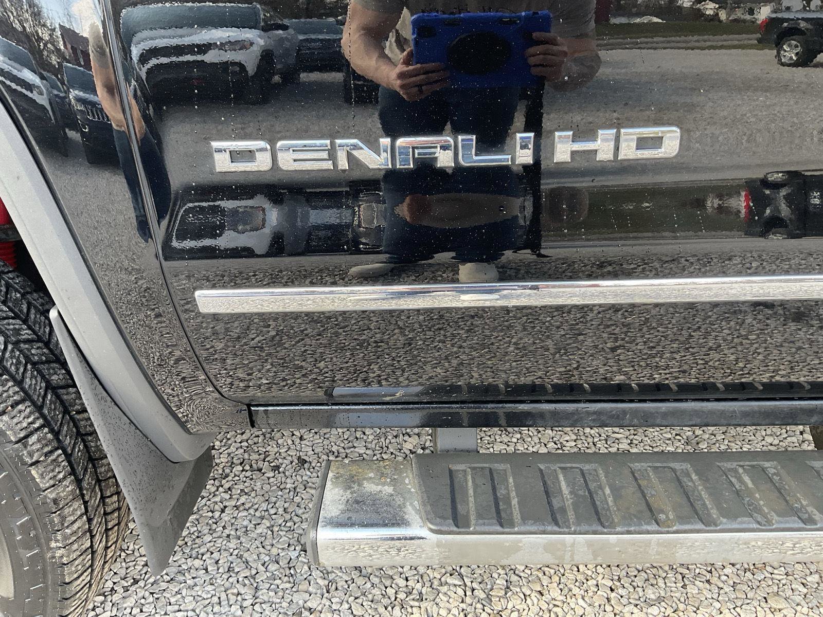 Used 2016 GMC Sierra 2500 Denali w/ Duramax Plus Package image 9