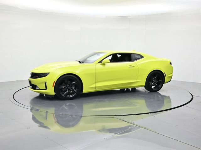 Used 2021 Chevrolet Camaro LT w/ RS Package image 5