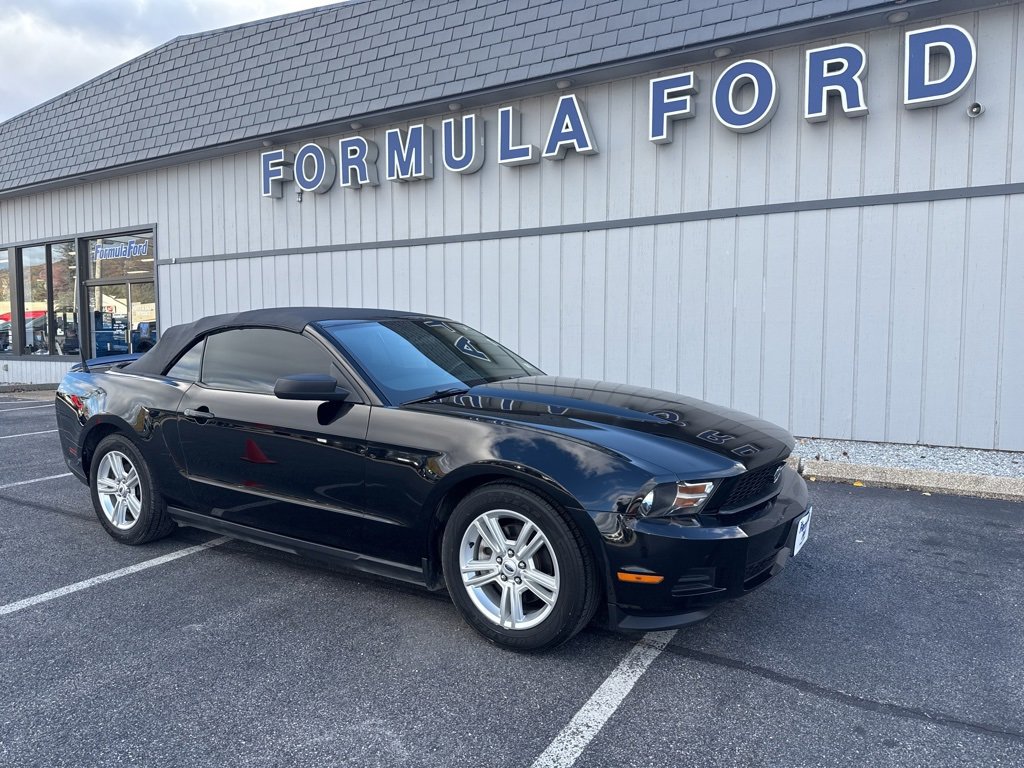 Used 2012 Ford Mustang Convertible