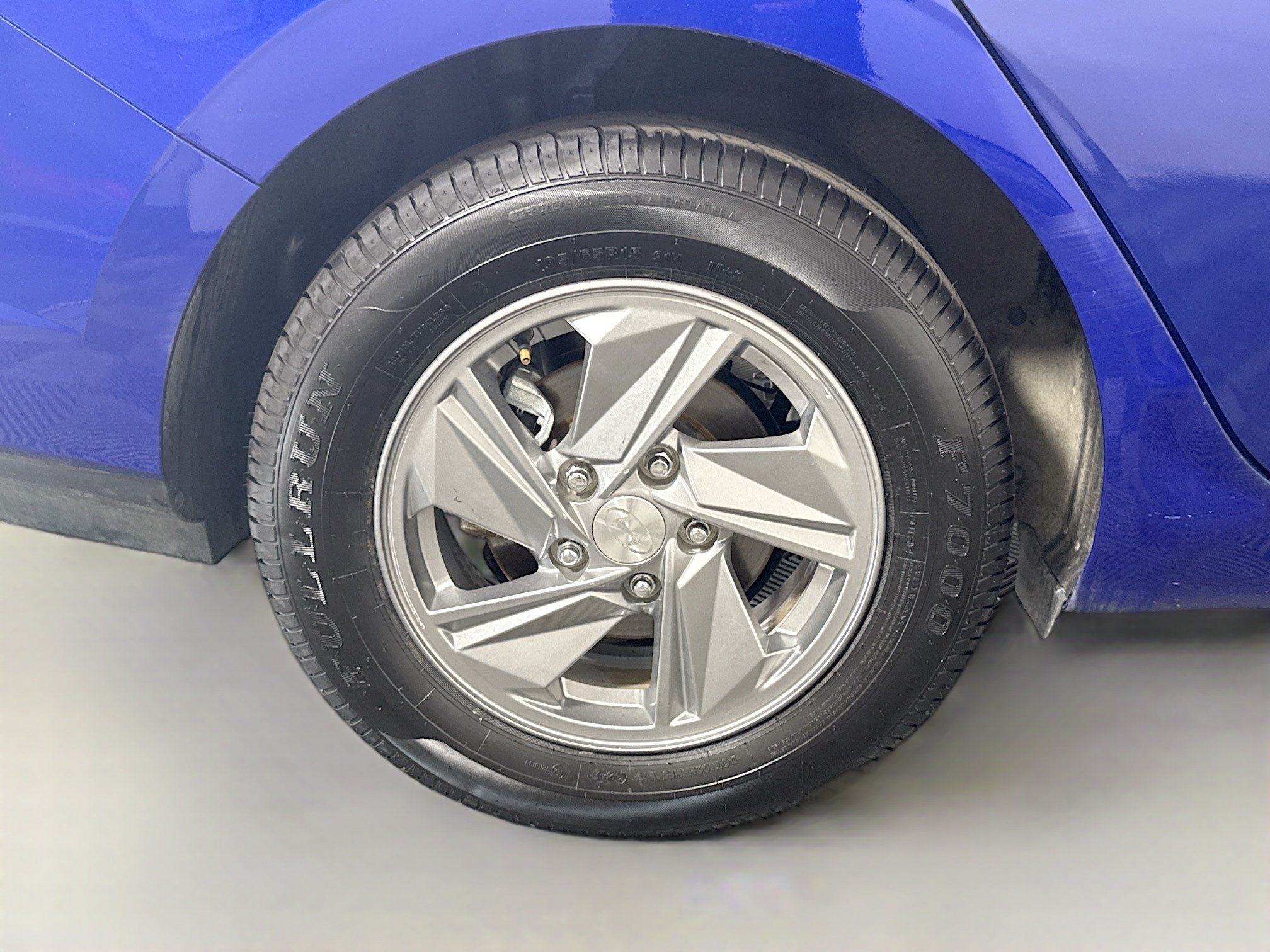 Used 2024 Hyundai Elantra SE FWD image 32