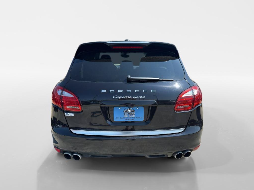 Used 2014 Porsche Cayenne Turbo AWD/4WD image 4