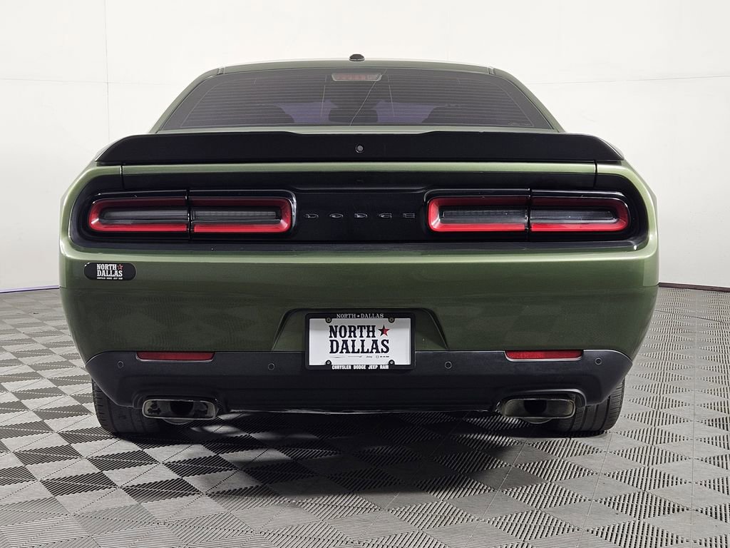Used 2021 Dodge Challenger R/T w/ Blacktop Package RWD image 4