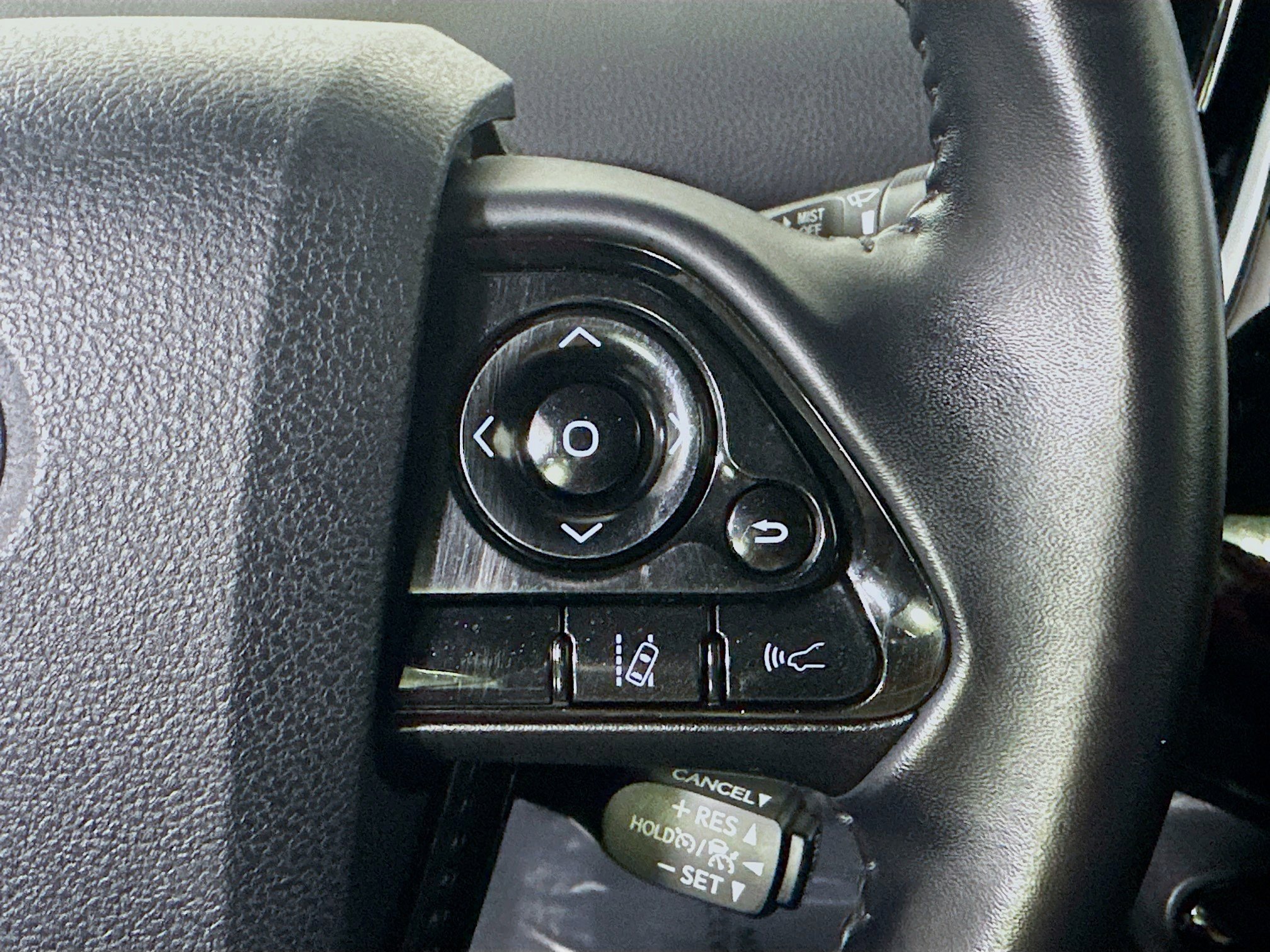 Used 2021 Toyota Prius Prime XLE image 17