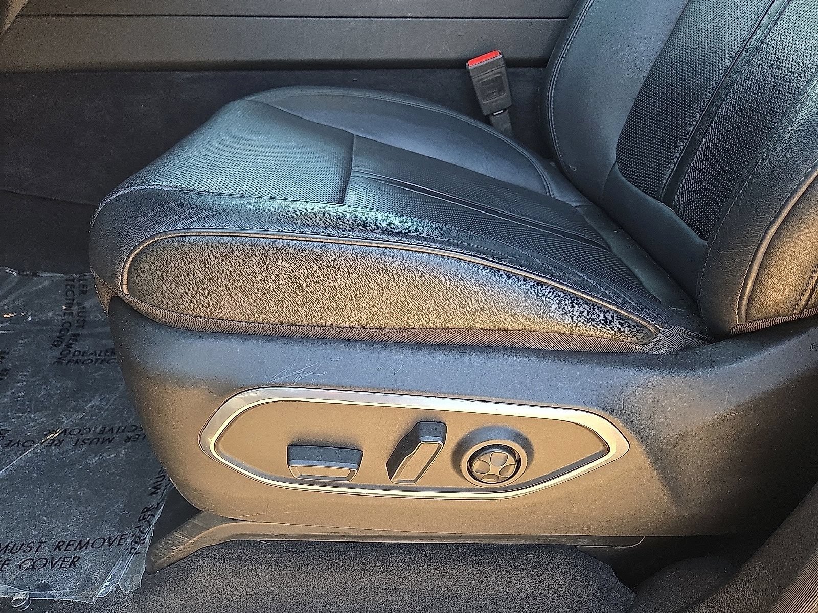 Used 2024 Jeep Wagoneer Series II w/ Flexible Seating Group AWD/4WD image 25