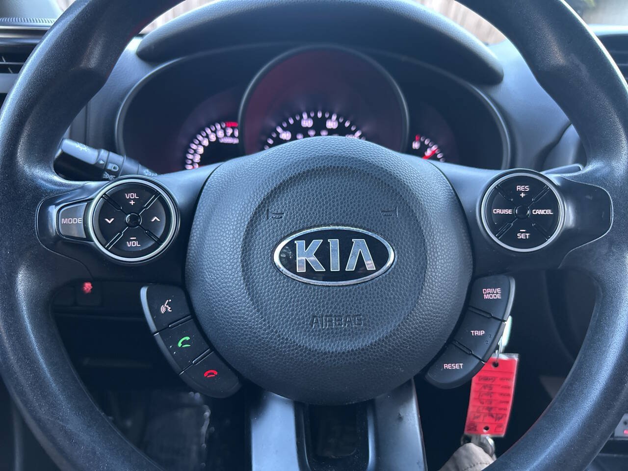 Used 2017 Kia Soul + FWD image 23
