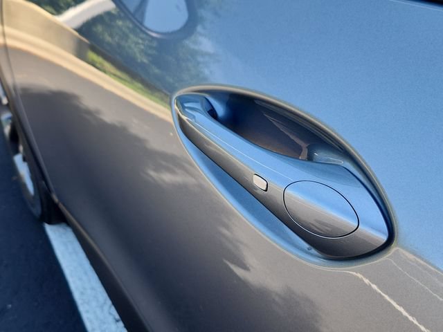 New 2026 Chevrolet Trax LT w/ Sunroof Package FWD image 12
