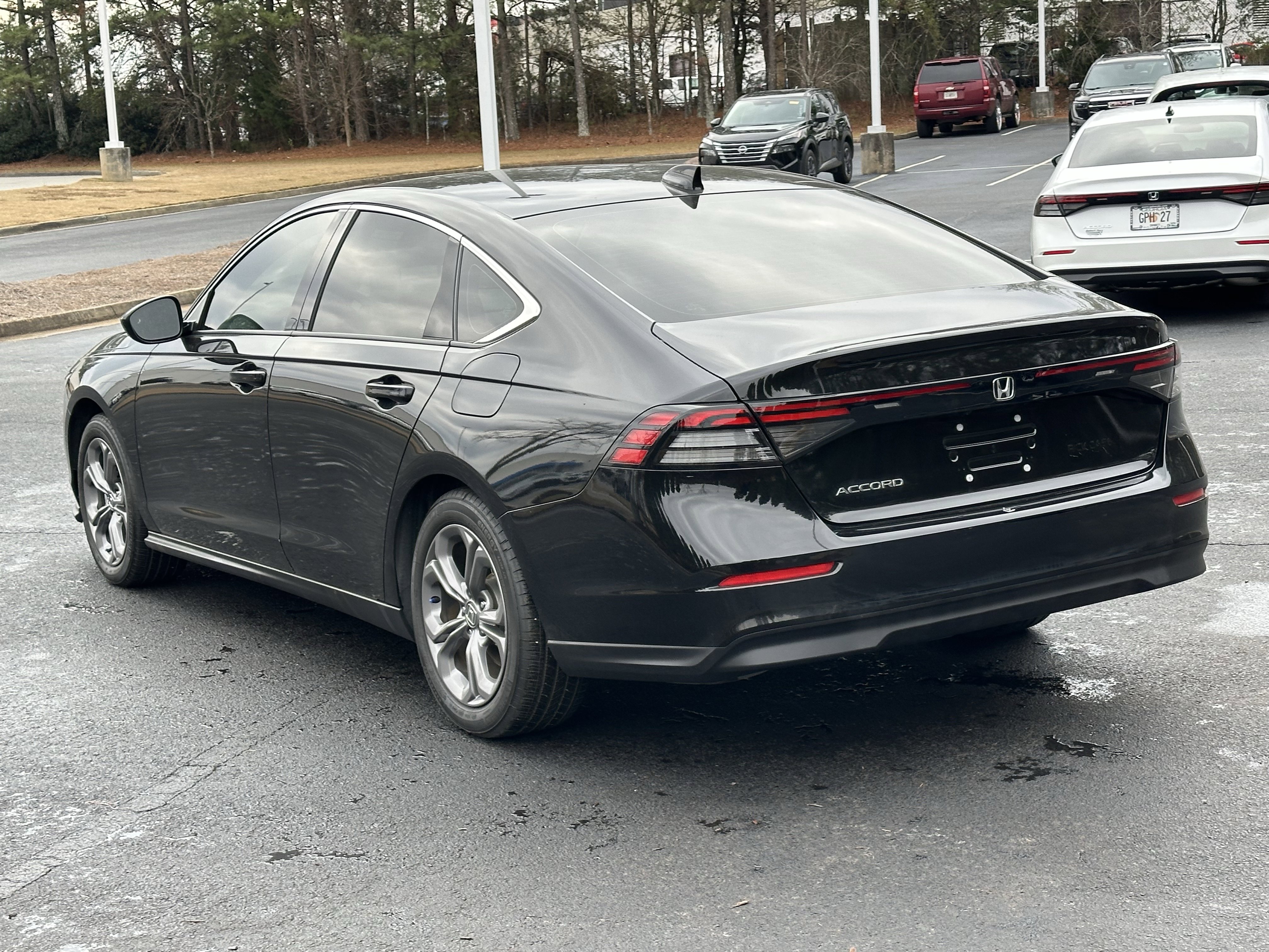 Used 2024 Honda Accord EX image 11