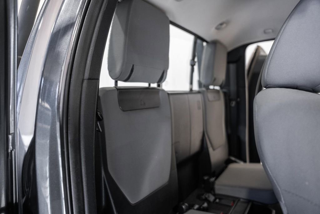 Used 2016 Toyota Tacoma SR5 image 23