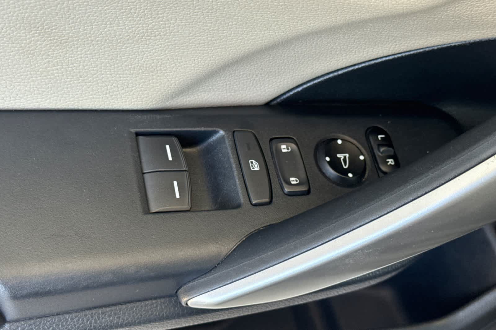 Used 2018 Honda Civic EX-L image 13