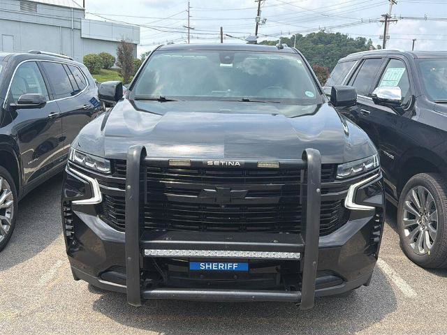Used 2022 Chevrolet Suburban RST w/ Sport Performance Package AWD/4WD image 2