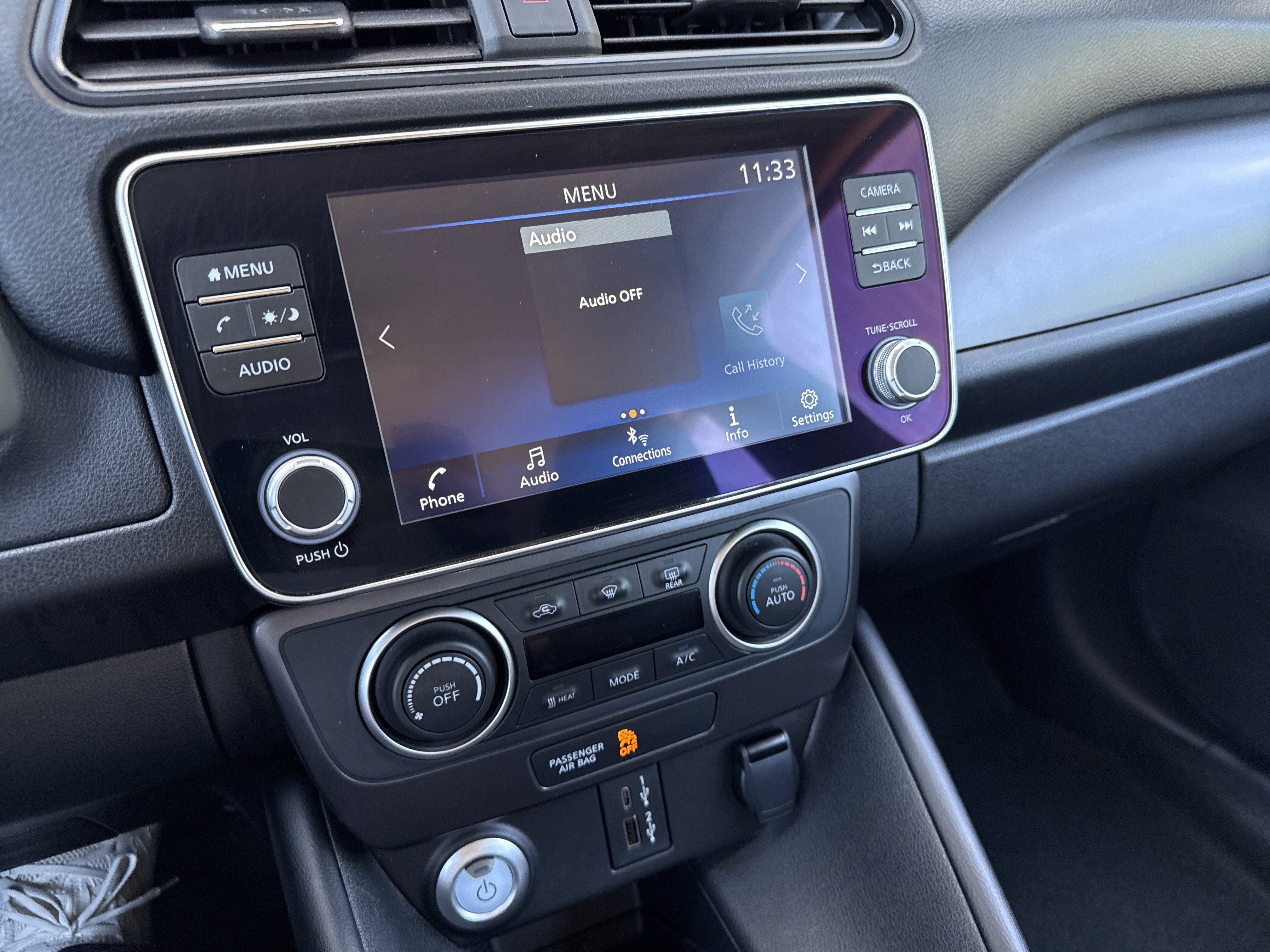 Certified 2025 Nissan Leaf S FWD image 16