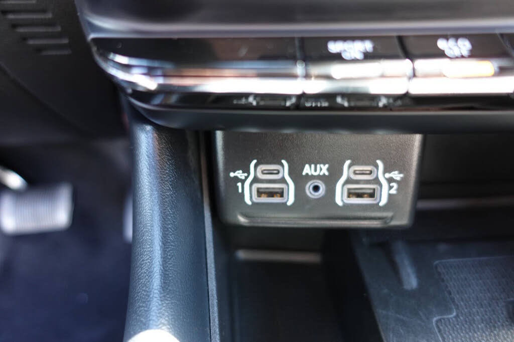Used 2024 Dodge Durango R/T w/ Blacktop Package AWD/4WD image 52