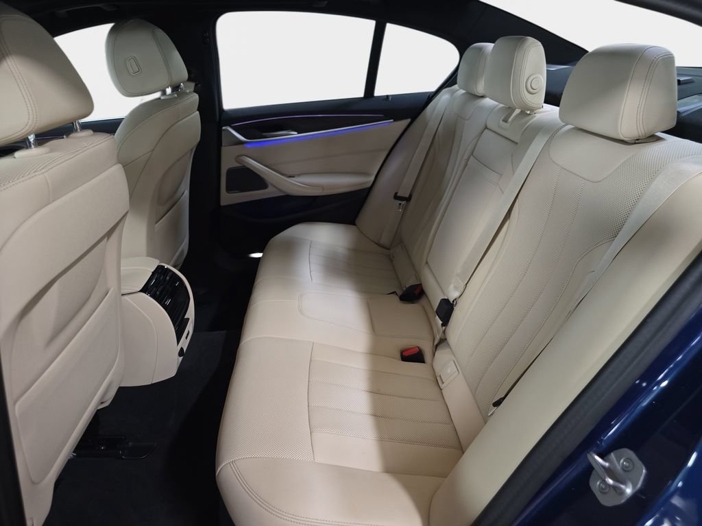 Used 2023 BMW 530i w/ Premium Package RWD image 14