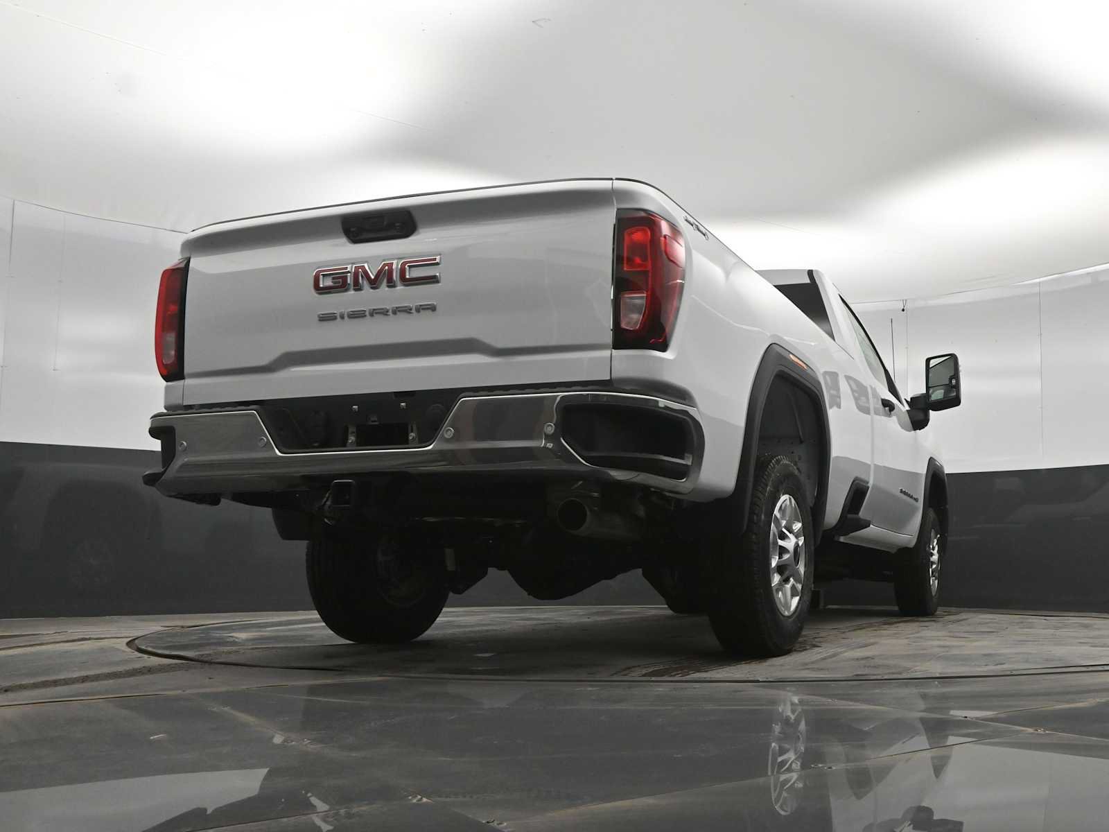 New 2026 GMC Sierra 2500 Pro w/ 1SA Pro Safety Plus Package AWD/4WD image 31