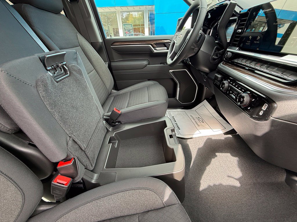 New 2026 Chevrolet Silverado 1500 LT w/ Z71 Off-Road Package AWD/4WD image 40