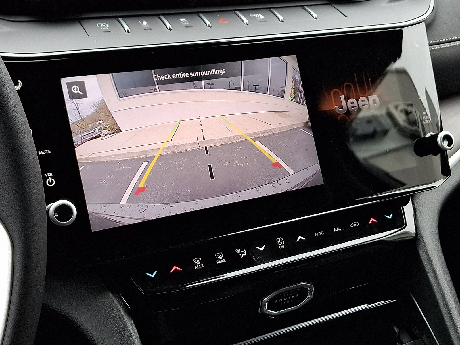 New 2026 Jeep Grand Cherokee Altitude AWD/4WD image 14