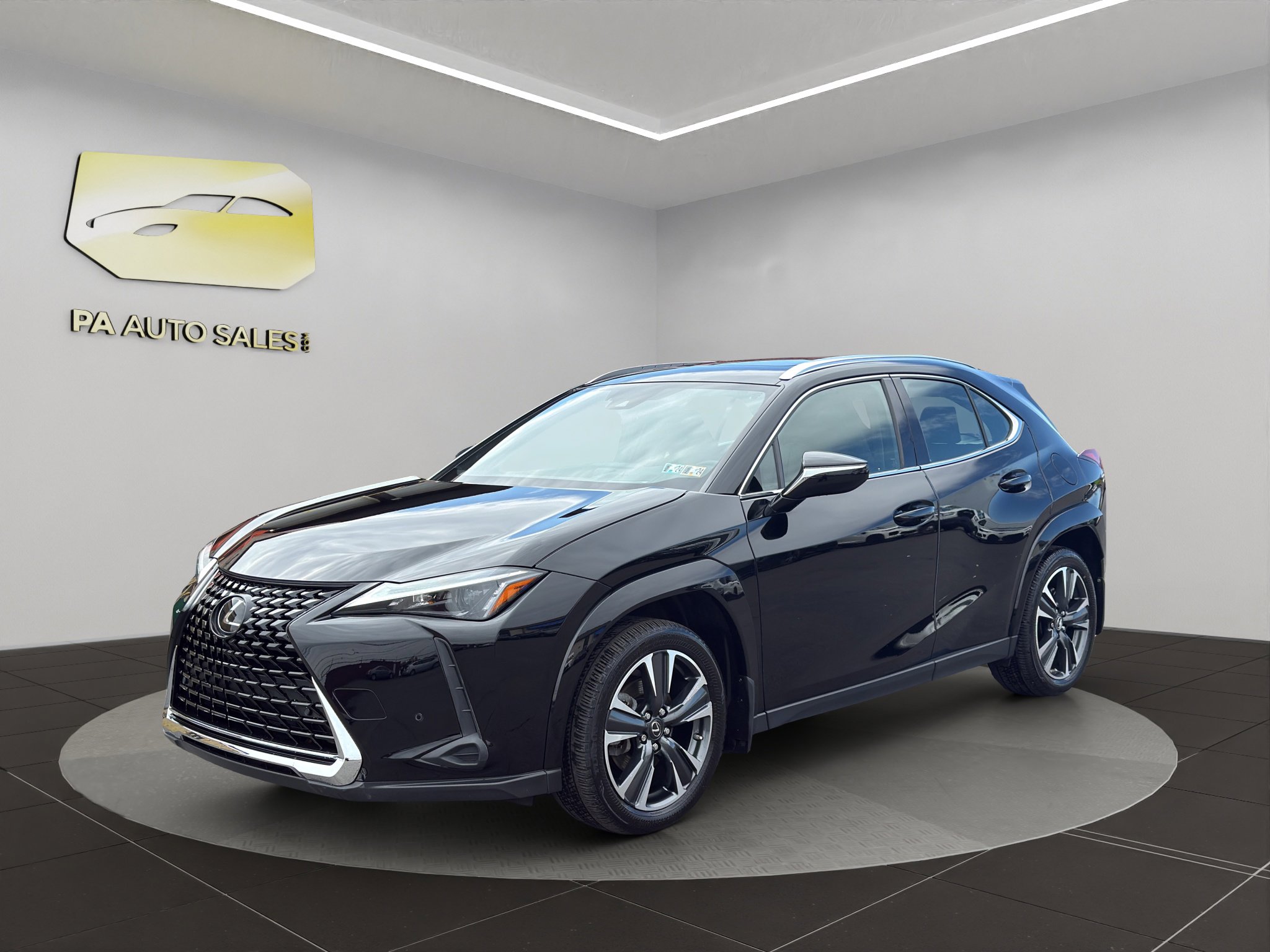 Used 2023 Lexus UX 250h AWD w/ Accessory Package (Z1) image 3