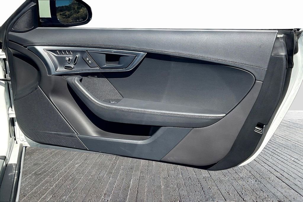 Used 2022 Jaguar F-TYPE R-Dynamic image 24