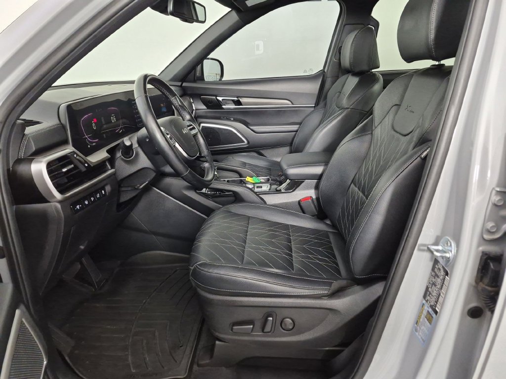 Used 2023 Kia Telluride EX X-Line AWD/4WD image 16