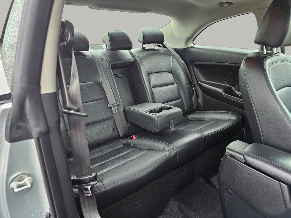 Used 2016 Kia Forte Koup EX w/ EX Premium Package image 24