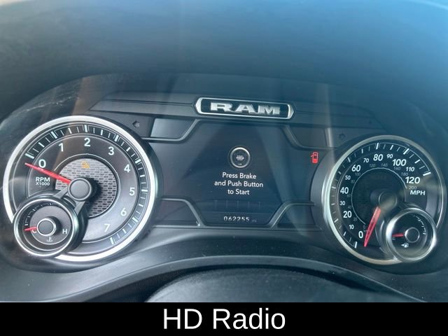 Used 2019 RAM 1500 Laramie AWD/4WD image 8