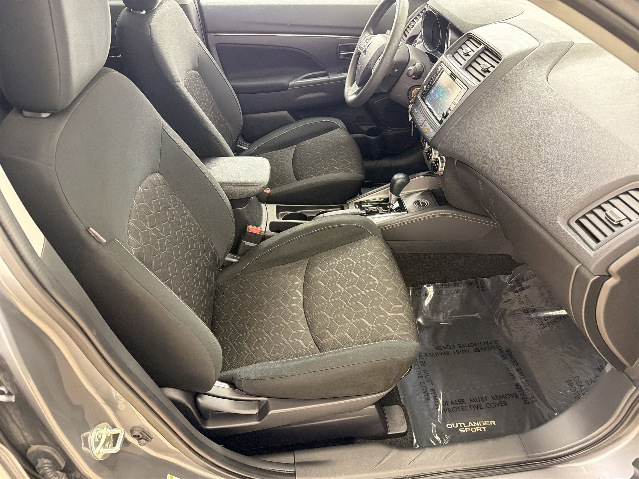 Used 2025 Mitsubishi Outlander Sport ES image 27