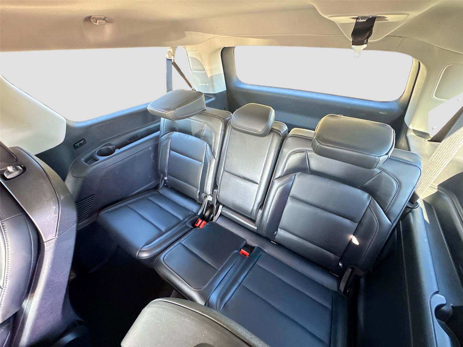 Used 2025 Lincoln Navigator L Reserve image 13