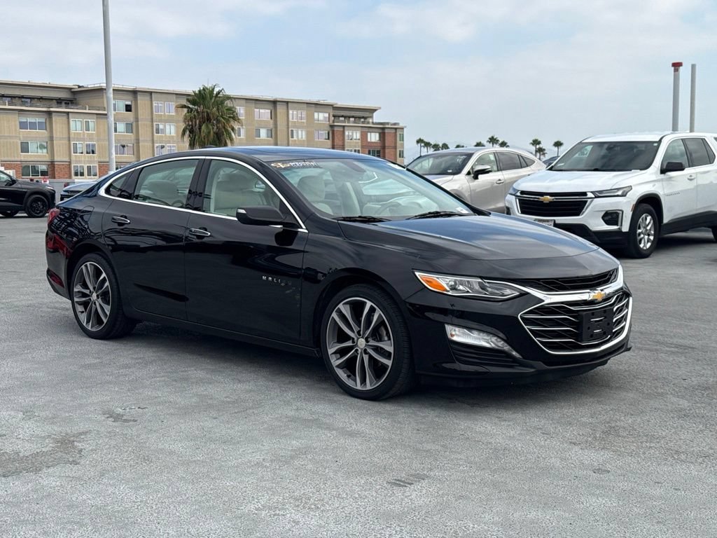 Used 2021 Chevrolet Malibu Premier FWD image 3