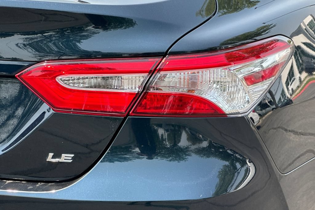 Used 2020 Toyota Camry LE FWD image 23