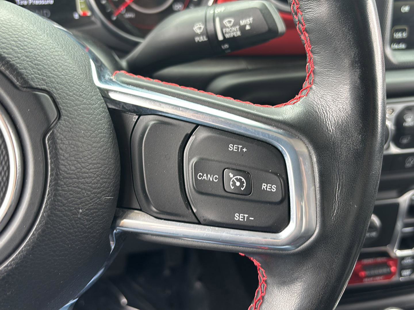 Used 2020 Jeep Gladiator Rubicon image 32