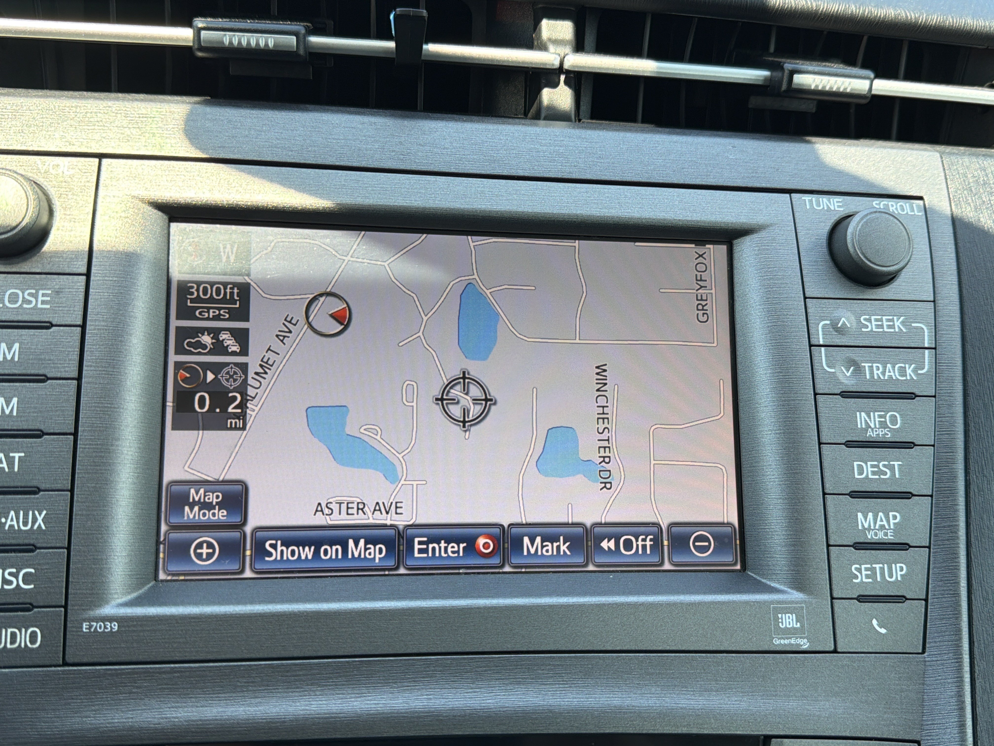 Used 2013 Toyota Prius Four w/ Deluxe Solar Roof Pkg FWD image 14