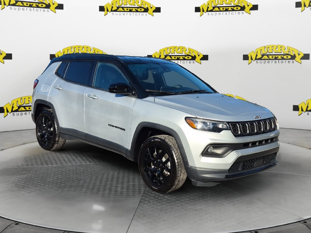 Used 2024 Jeep Compass Latitude w/ Convenience Group AWD/4WD image 7