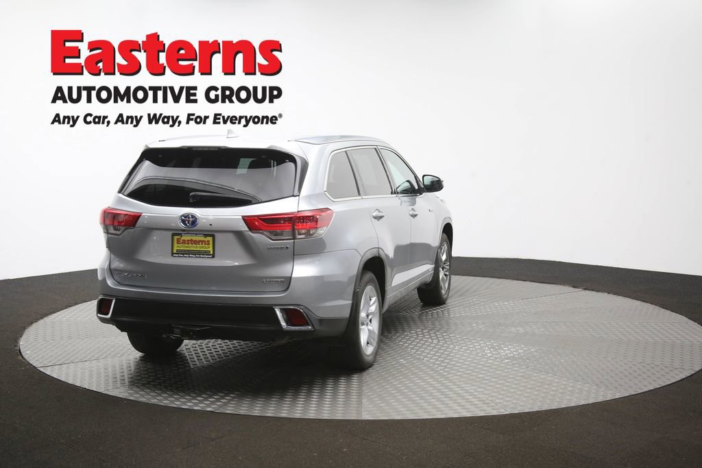 Used 2019 Toyota Highlander Limited w/ Carpet Mat Package (TMS) AWD/4WD image 45