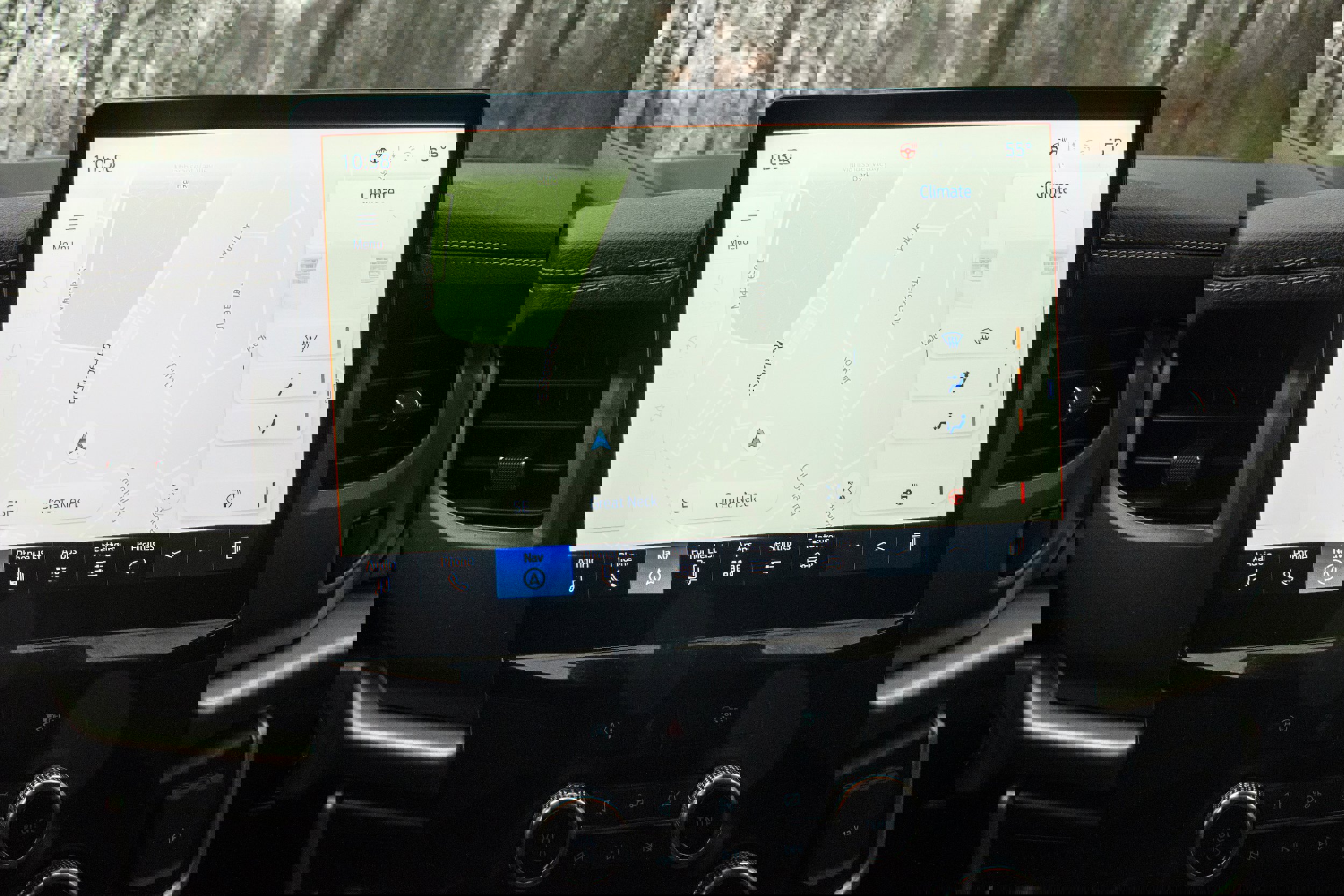 Used 2024 Ford Expedition XLT image 31