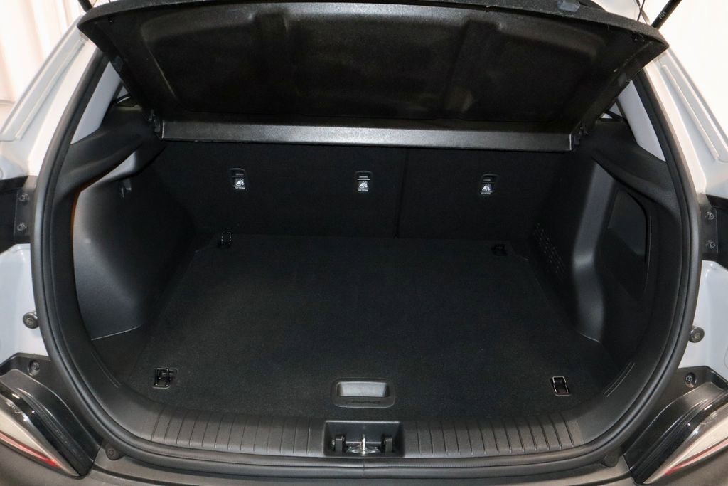 Certified 2023 Hyundai Kona SEL AWD/4WD image 13