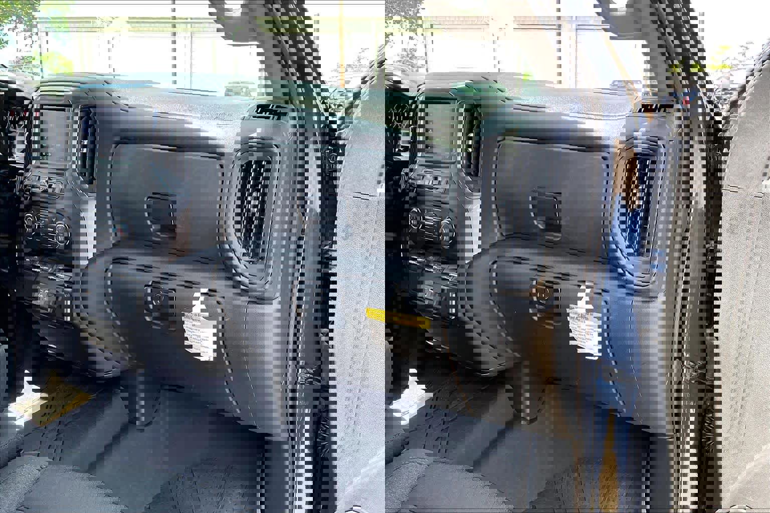 Used 2022 Chevrolet Silverado 1500 Custom image 19