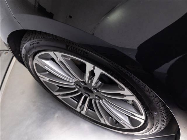 New 2027 Land Rover Range Rover Sport SE AWD/4WD image 13