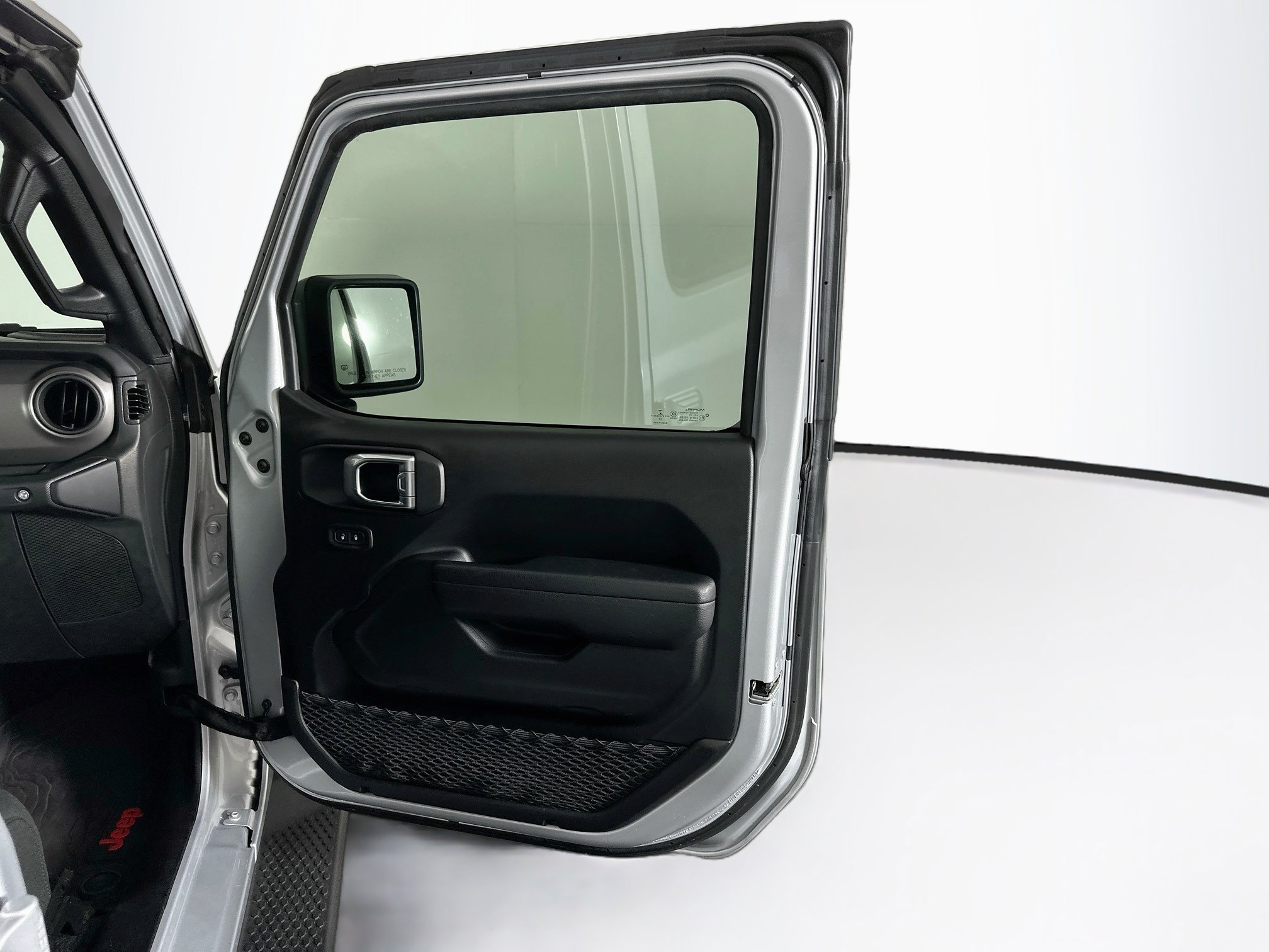 Used 2023 Jeep Wrangler Unlimited AWD/4WD image 30