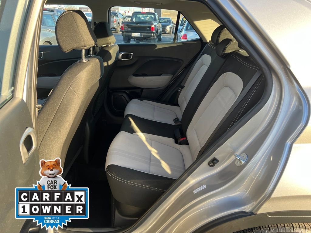 Certified 2023 Hyundai Venue SEL image 33