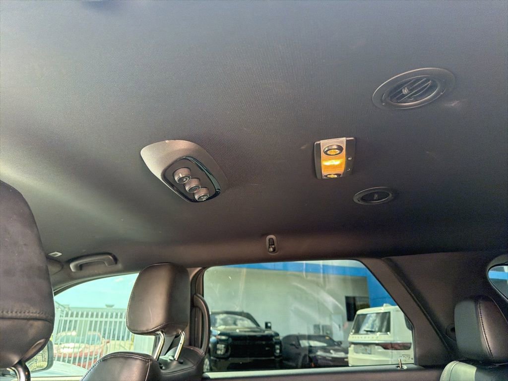 Used 2021 Dodge Durango R/T RWD image 12