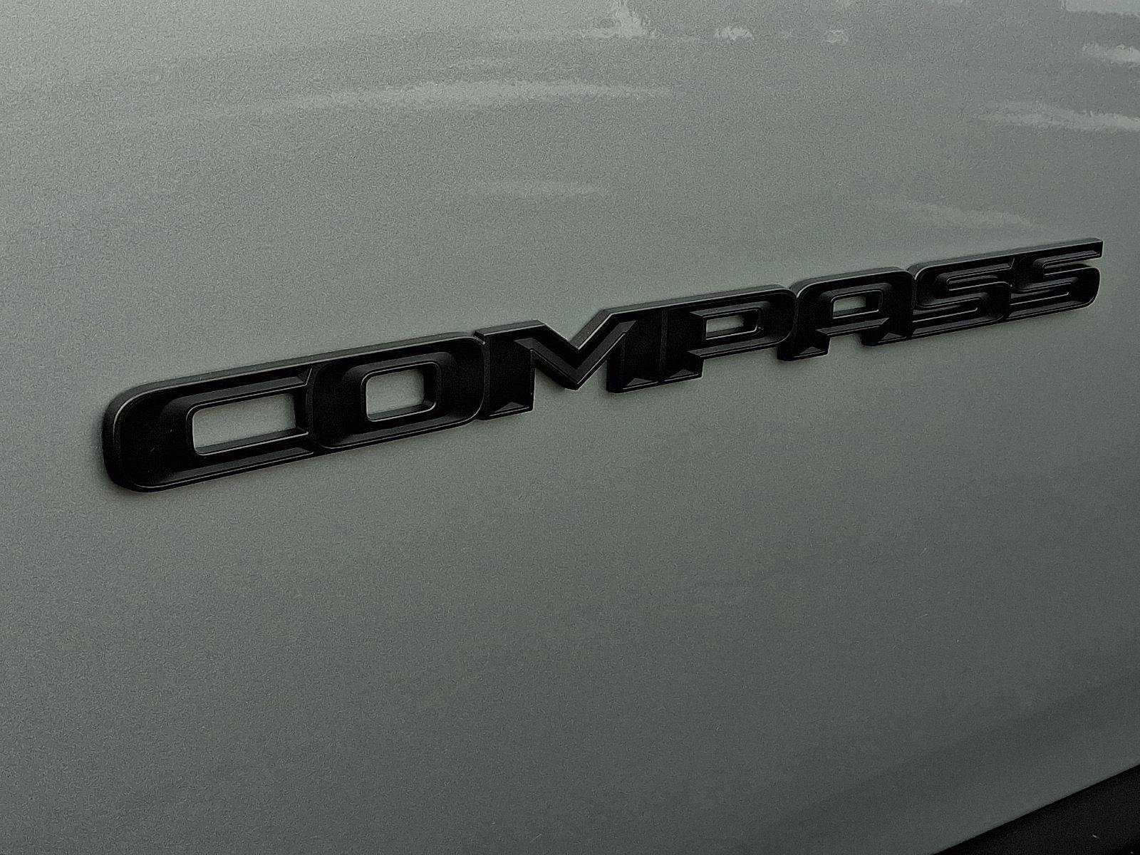 New 2026 Jeep Compass Limited image 19