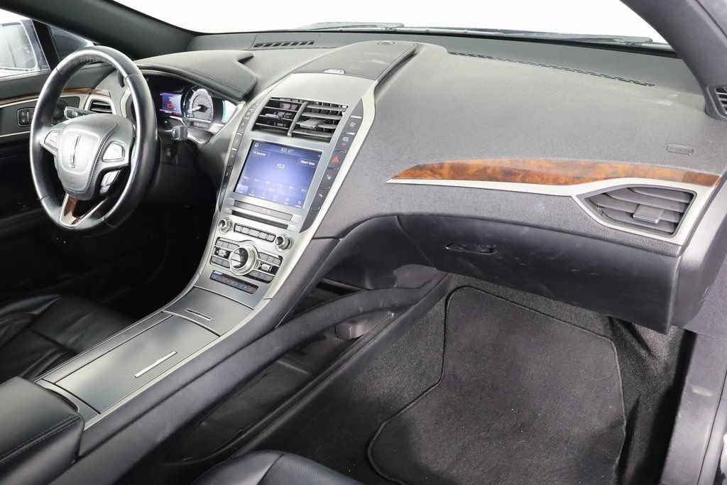 Used 2020 Lincoln MKZ Reserve w/ Monochromatic Package FWD image 7