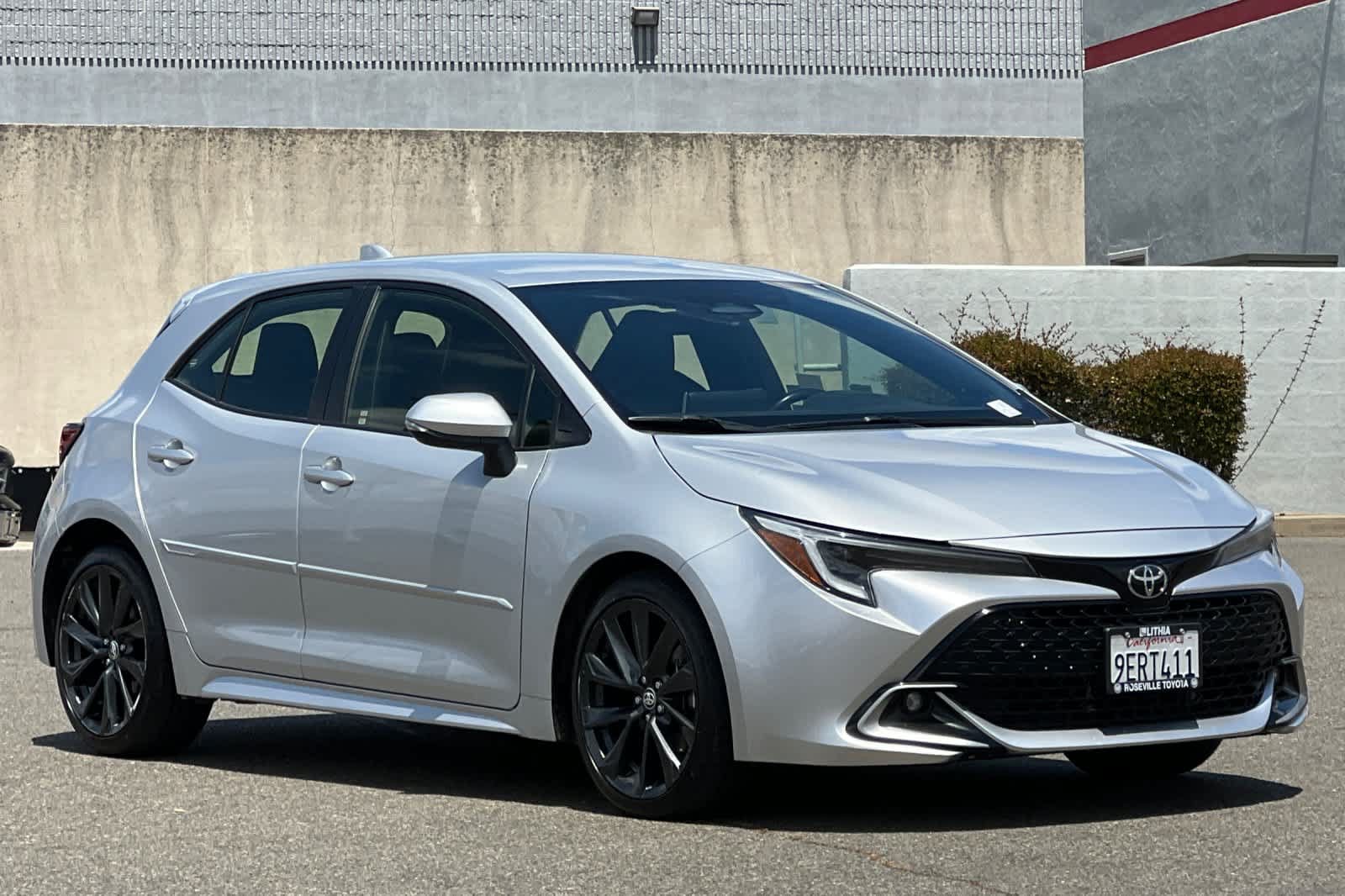 Certified 2023 Toyota Corolla XSE FWD image 5
